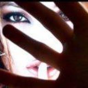 Meet your Posher, Eva